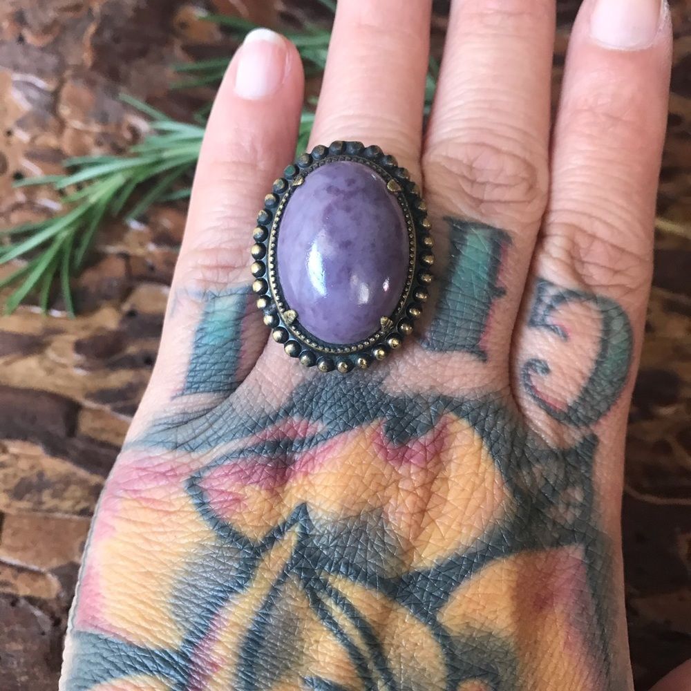 ESTATE 50’s 60’s Purple VINTAGE Cocktail Ring 8.5